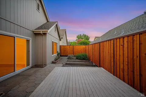 860 Bob Crosby Way, Windsor, CA 95492 photo 30
