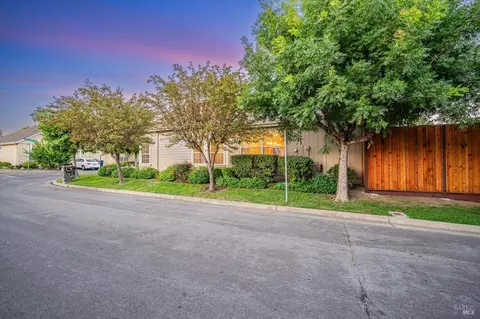 860 Bob Crosby Way, Windsor, CA 95492 photo 36