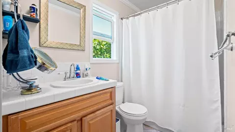 8222 Windmill Farms Dr, Cotati, CA 94931 photo 11