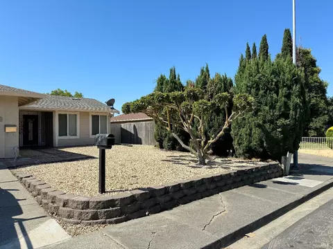 215 Willow St, Vallejo, CA 94589 photo 24