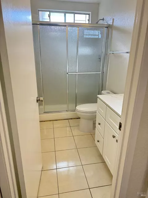 215 Willow St, Vallejo, CA 94589 photo 11