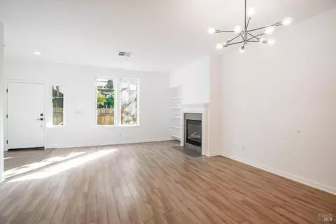 7833 Revard Ct, Cotati, CA 94931 photo 5