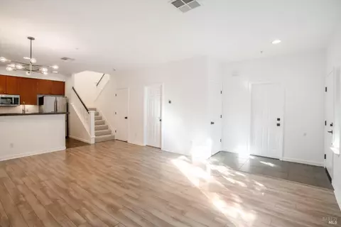 7833 Revard Ct, Cotati, CA 94931 photo 9