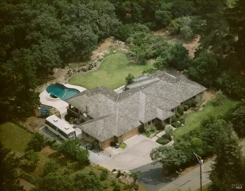 1700 Manzanita Ave, Santa Rosa, CA 95404