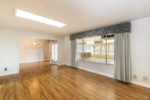 65 Garthe Ct, Vallejo, CA 94591 photo 7