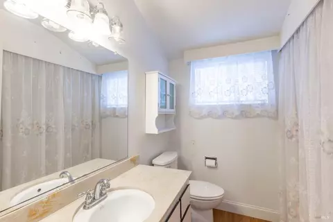 65 Garthe Ct, Vallejo, CA 94591 photo 27