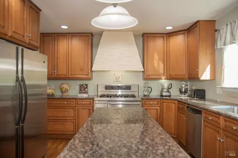 1429 Magazine St, Vallejo, CA 94591 photo 13