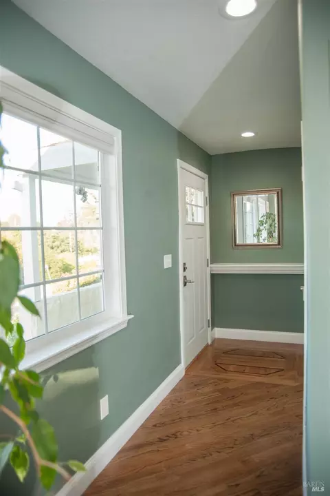 1429 Magazine St, Vallejo, CA 94591 photo 5