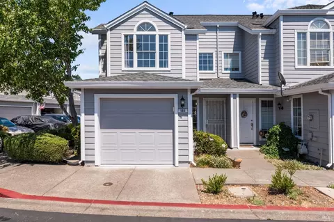 500 Laurel Grove Cir, Santa Rosa, CA 95407