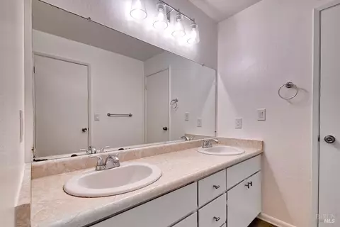 101 Lands End Ct, Vallejo, CA 94591 photo 19
