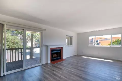 101 Lands End Ct, Vallejo, CA 94591 photo 13