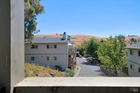 101 Lands End Ct, Vallejo, CA 94591 photo 25