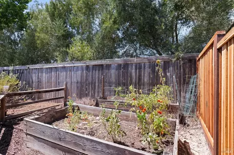 984 Foothill Dr, Windsor, CA 95492 photo 37