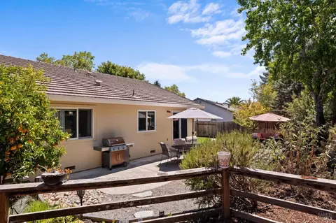 984 Foothill Dr, Windsor, CA 95492 photo 38