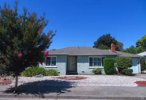 263 Sherwood Dr, Santa Rosa, CA 95405
