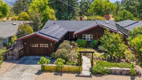 4 View Rd, Calistoga, CA 94515