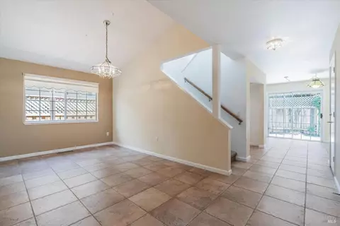 954 Wright St, Santa Rosa, CA 95404 photo 5