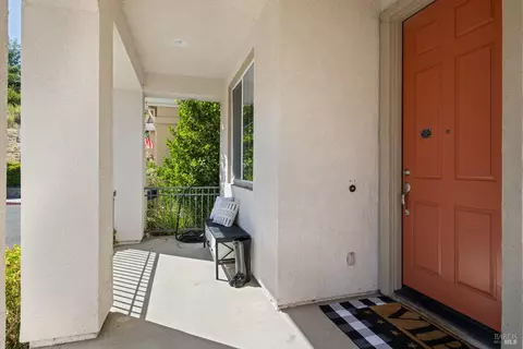 312 Shadow Ridge Ct, Vallejo, CA 94591 photo 3