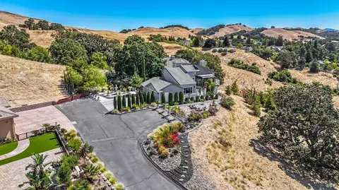 2757 Silverado Dr, Pinole, CA 94564
