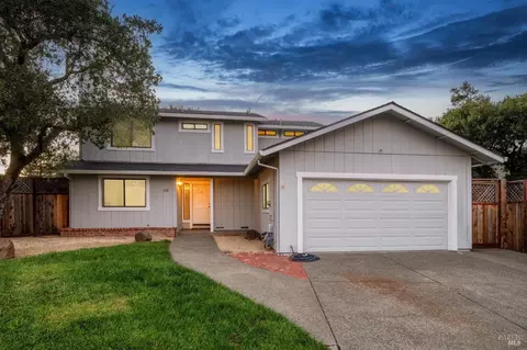 732 Vasquez Ct, Sonoma, CA 95476