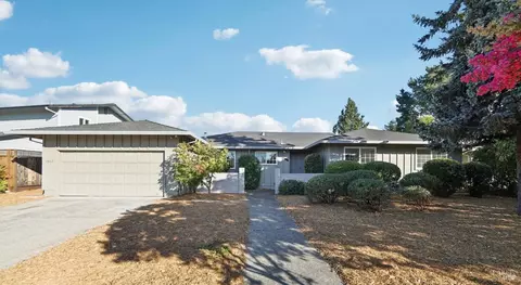 2468 Bethards Dr, Santa Rosa, CA 95405