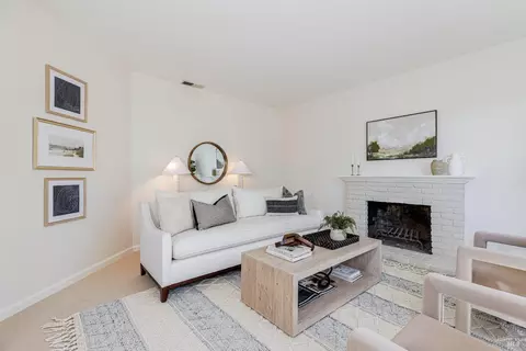 1635 Juliet Dr, Petaluma, CA 94954 photo 6