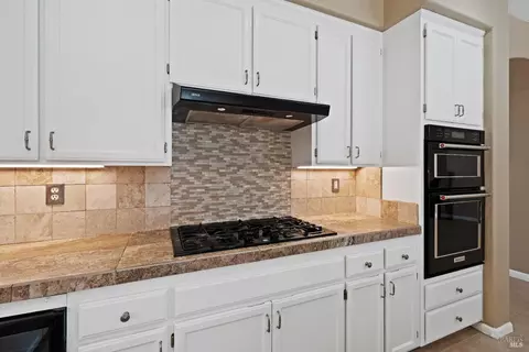 1212 Eagle Dr, Windsor, CA 95492 photo 15
