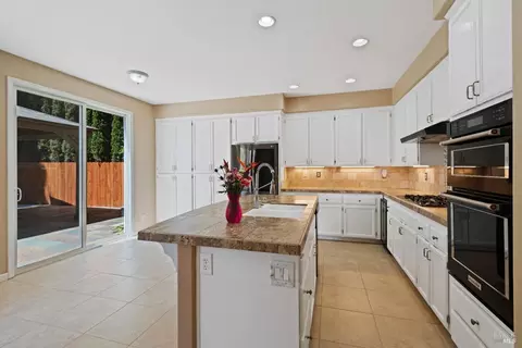 1212 Eagle Dr, Windsor, CA 95492 photo 12