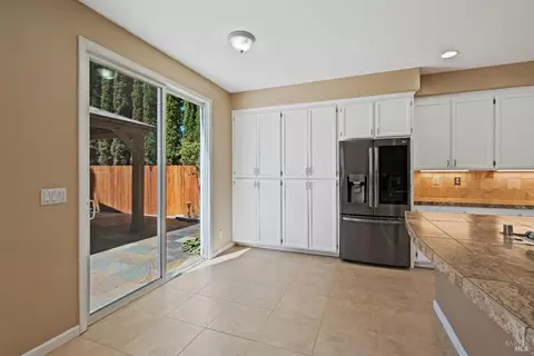 1212 Eagle Dr, Windsor, CA 95492 photo 13