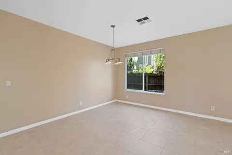 1212 Eagle Dr, Windsor, CA 95492 photo 8