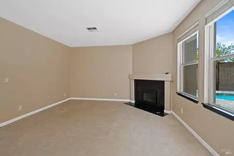 1212 Eagle Dr, Windsor, CA 95492 photo 10