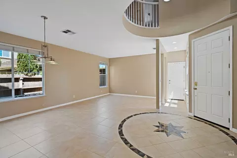1212 Eagle Dr, Windsor, CA 95492 photo 4
