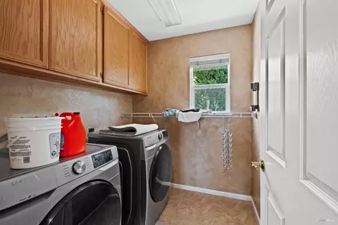 1212 Eagle Dr, Windsor, CA 95492 photo 34