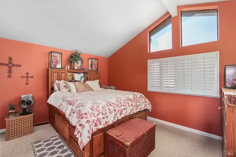 560 Oakmeadow Ct, Vacaville, CA 95687 photo 14