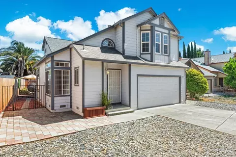 135 Birchwood Ct, Suisun City, CA 94585