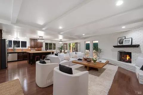 332 Second St E, Sonoma, CA 95476 photo 3
