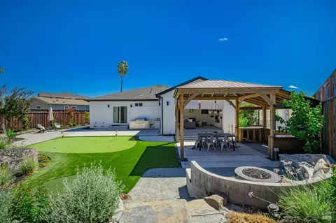 3729 Espresso Ct, Santa Rosa, CA 95403