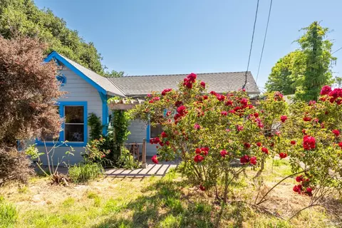 4660 Hessel Rd, Sebastopol, CA 95472 photo 2