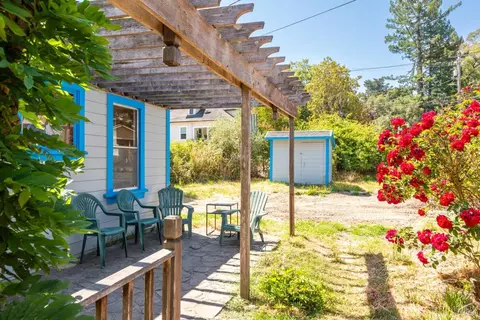 4660 Hessel Rd, Sebastopol, CA 95472 photo 3