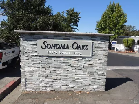 11 Ramon Rd, Sonoma, CA 95476