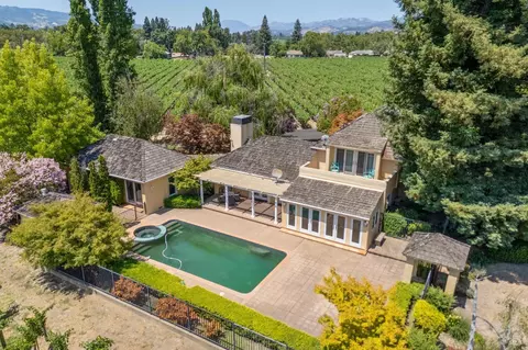 1156 Mee Ln, Saint Helena, CA 94574