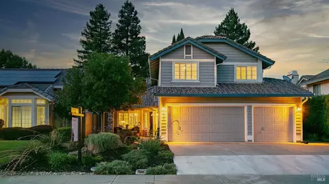 297 Sunridge Way, Vacaville, CA 95688
