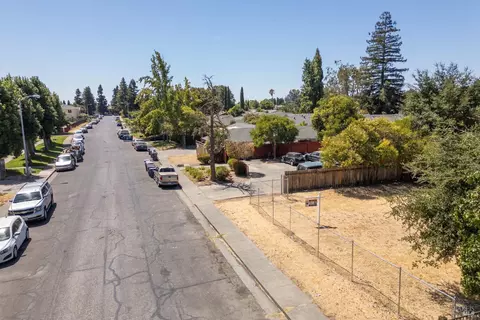 99 Tabor Ave, Fairfield, CA 94533