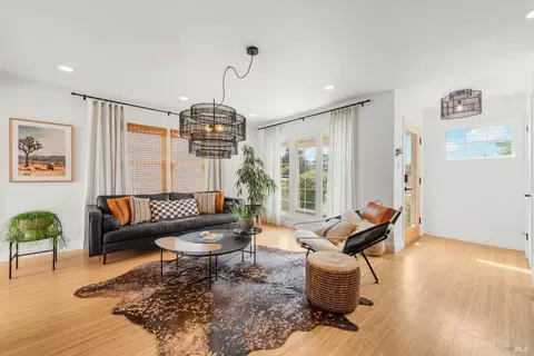 2164 S Terrace Dr, Napa, CA 94559