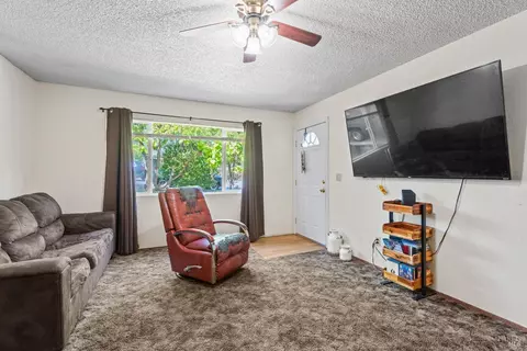 357 Mckinley St, Willits, CA 95490 photo 3