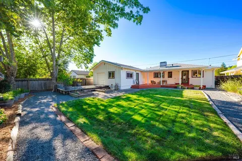 560 Sanns Ln, Healdsburg, CA 95448 photo 37