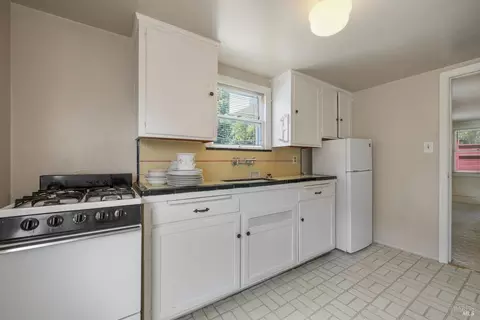 1113 Tuolumne St, Vallejo, CA 94590 photo 37