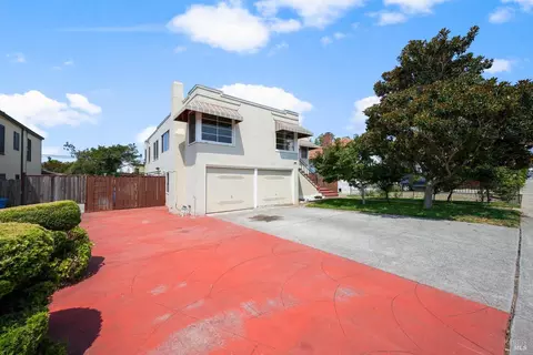 1113 Tuolumne St, Vallejo, CA 94590 photo 2