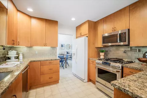 9269 Piccadilly Cir, Windsor, CA 95492 photo 10