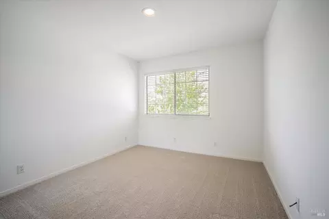 9269 Piccadilly Cir, Windsor, CA 95492 photo 27